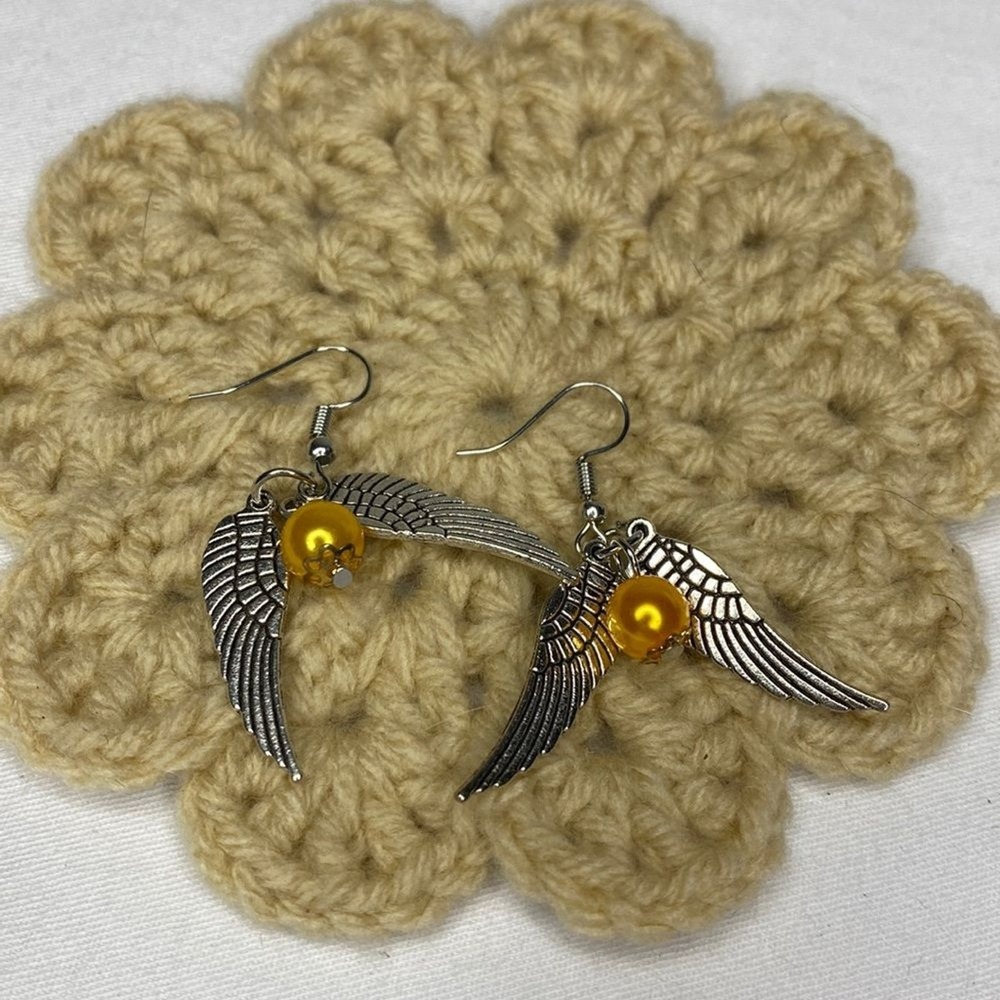 Harry Potter‎ Winged Earrings, Golden Snitch Inspired Earrings, Novelty Jewelry